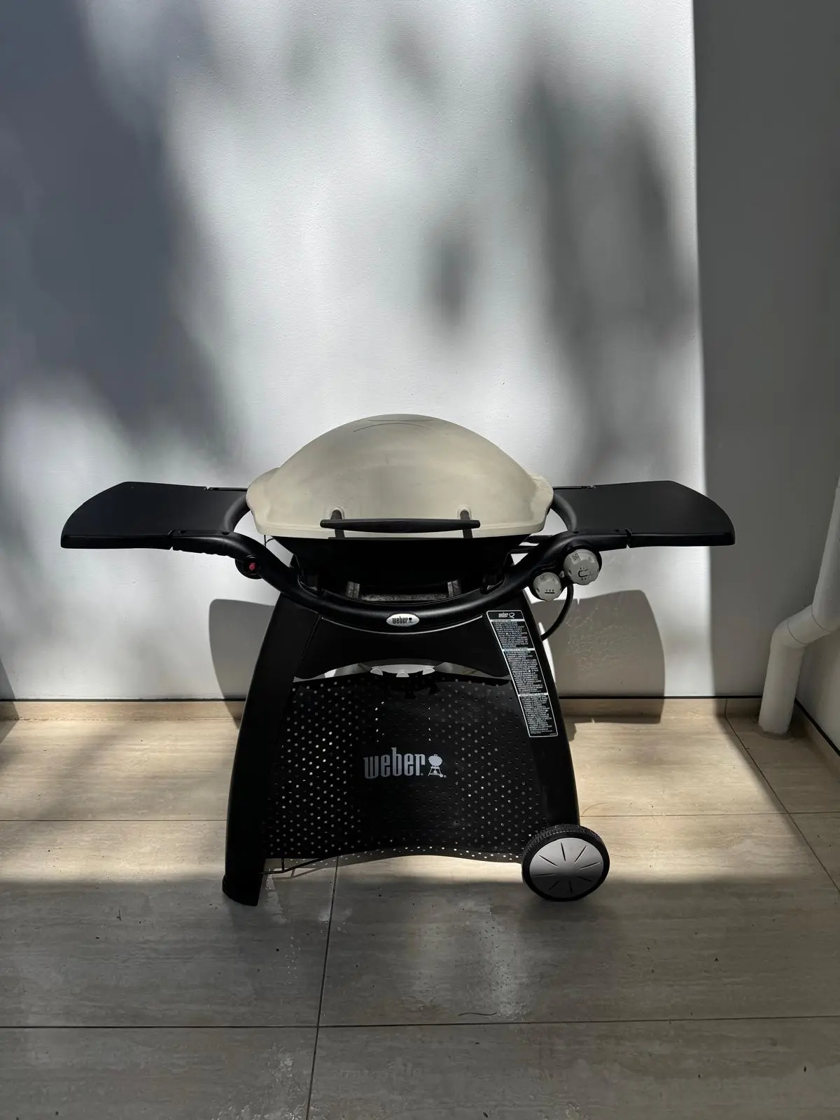 Complete Weber Q trolley BBQ in Ryde after professional cleaning with the hood closed