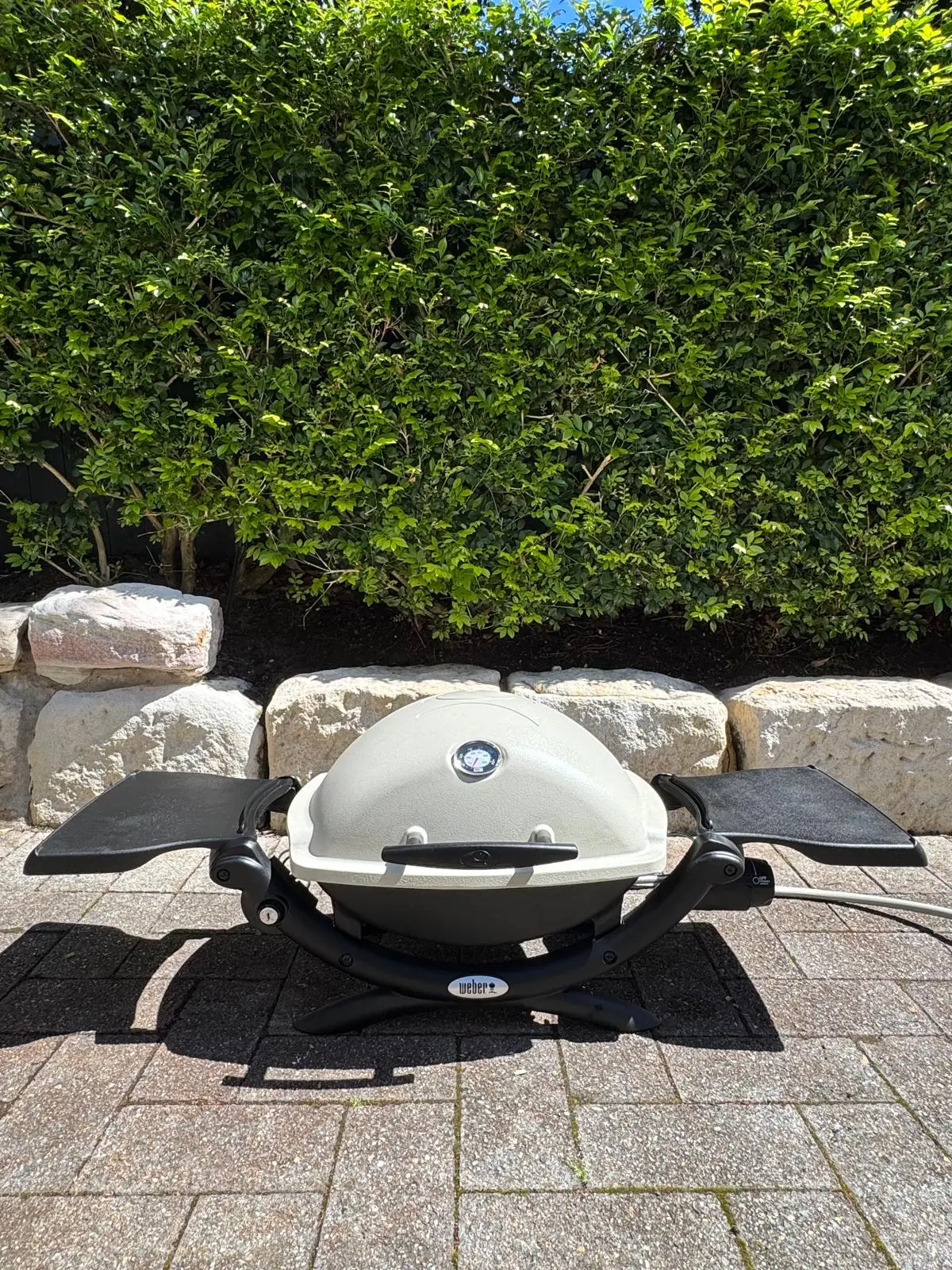 Weber Q1200 BBQ in Mosman after cleaning, closed exterior view